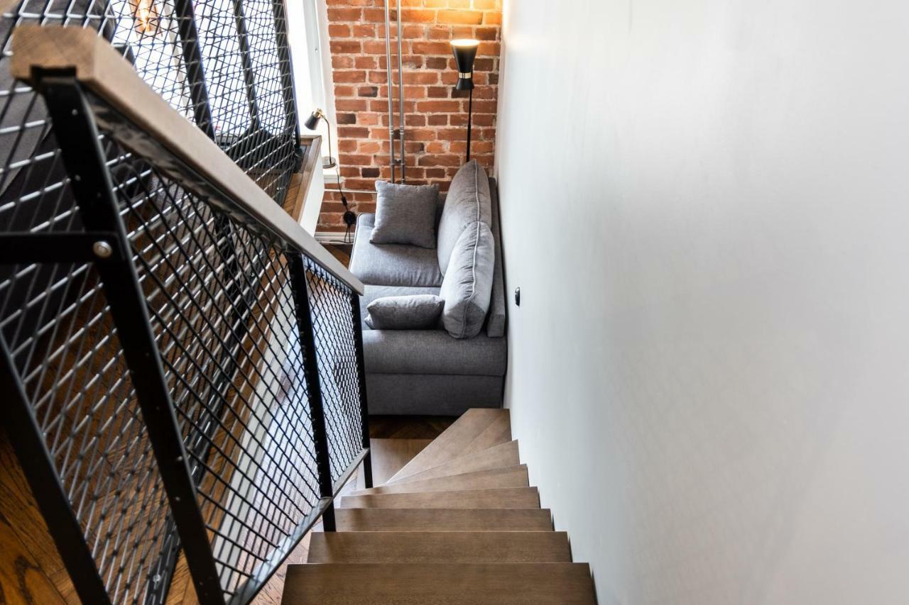 Thomas' Home - Trendy, Central & Balcony Talin Exterior foto